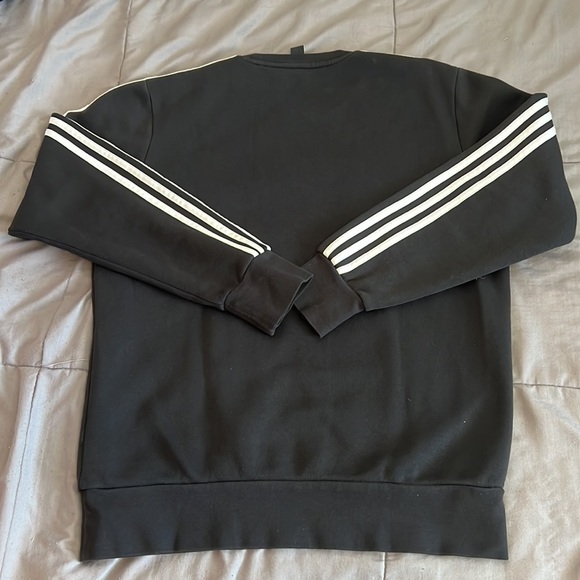Adidas crewneck - Picture 2 of 5